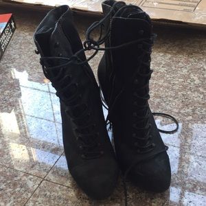 Joie Lace up Combat wedge boots